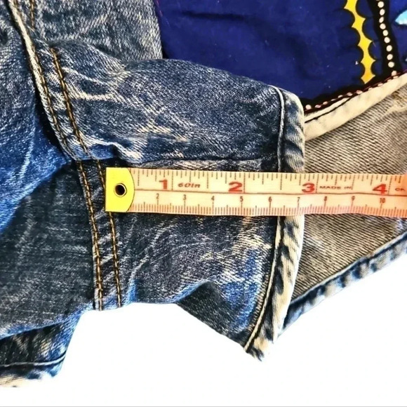 Womens Acid Wash Upcycled Jean Shorts Patch Girl X Press Sz 14 - Picture 3 of 7